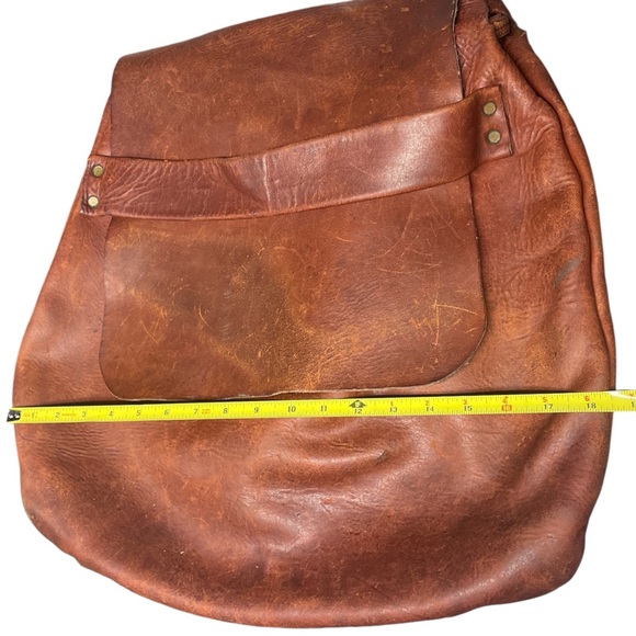 Vintage Leather Backpack Slouch Fold-Over Flap, Mailbag , Rustic Brown - Picture 8 of 11